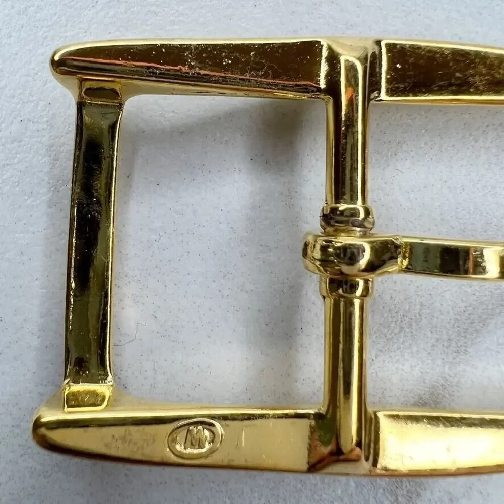 Vintage Gold Tone Simple Basic Belt Buckle for up to 1 Inch Belt